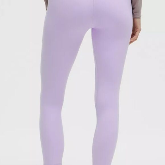 Lululemon Athletica Women's Lavender Leggings, size 0 - Picture 3 of 6